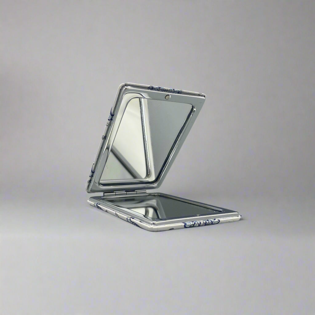 Compact Mirror