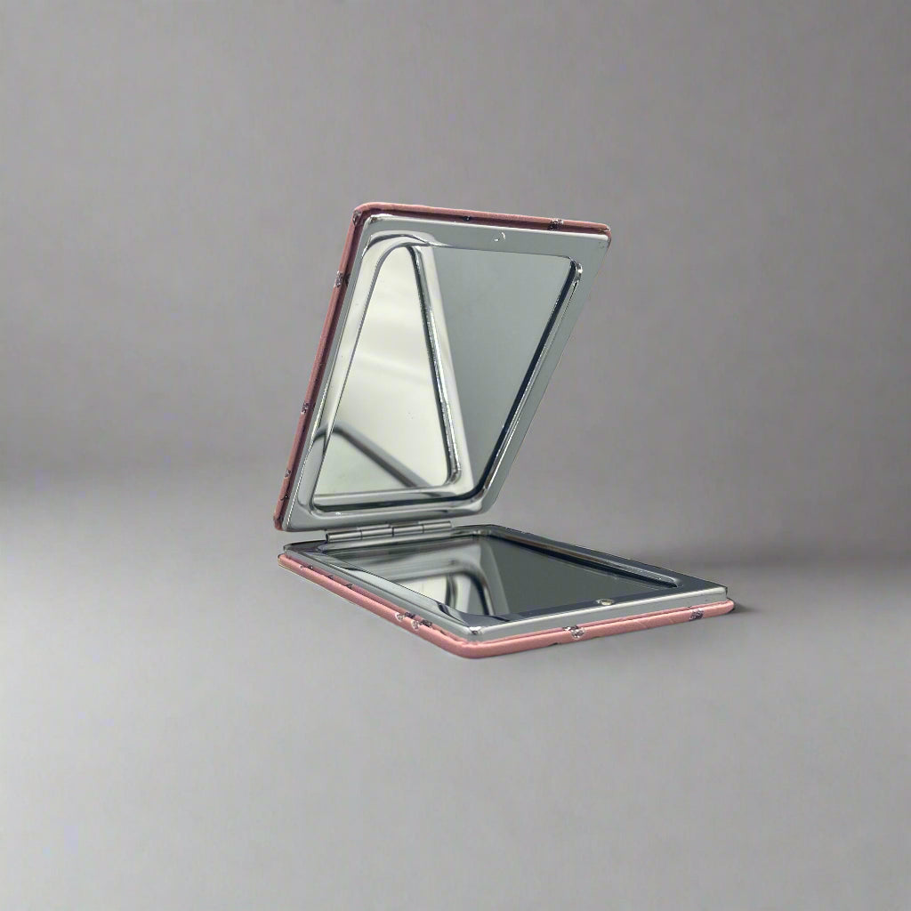Compact Mirror