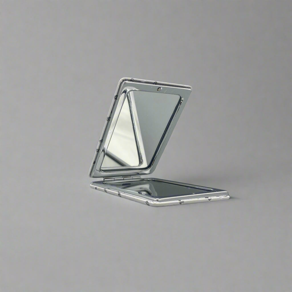 Compact Mirror