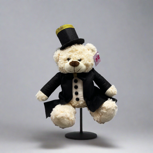 Groom  Teddy