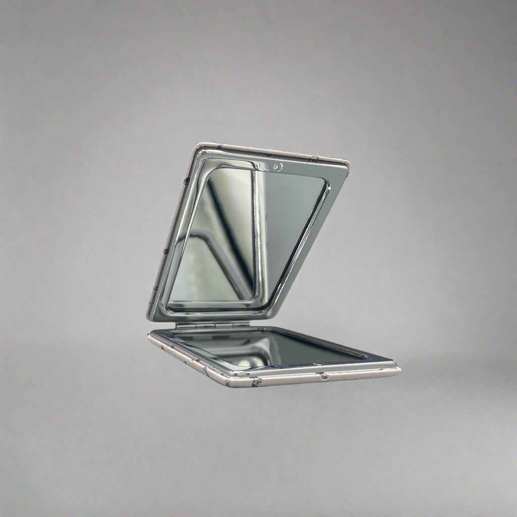 Compact Mirror
