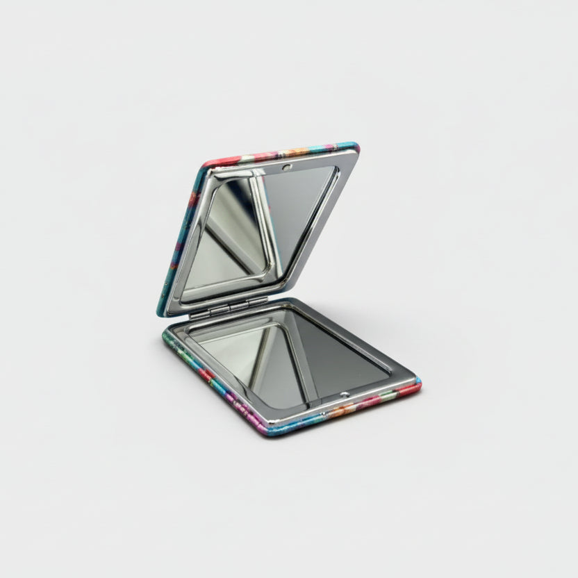 Compact Mirror